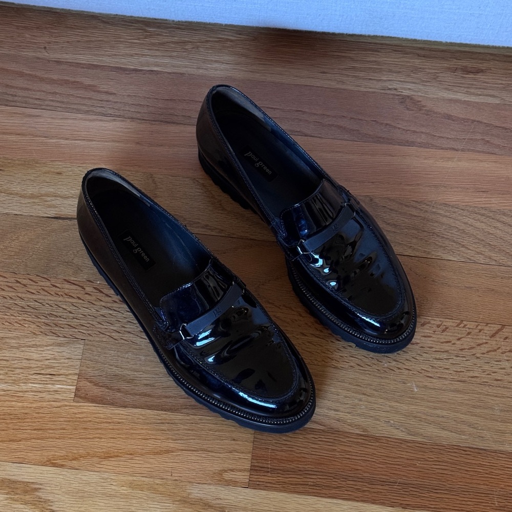Paul Green  Men’s  Patent
Leather Loafer Oxford Size 6 1/2‎